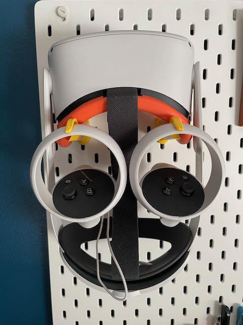 Oculus Quest 2 Skadis Mount