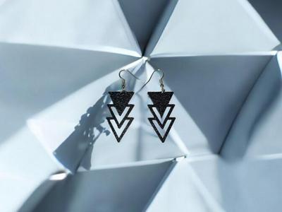 Black triangles earrings