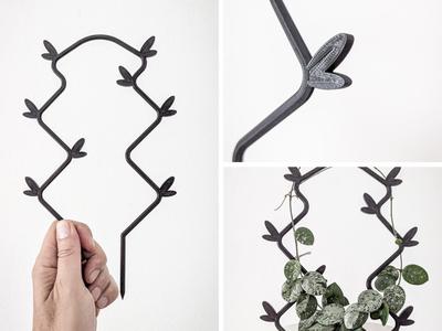 Leafy Zigzag Plant Trellis
