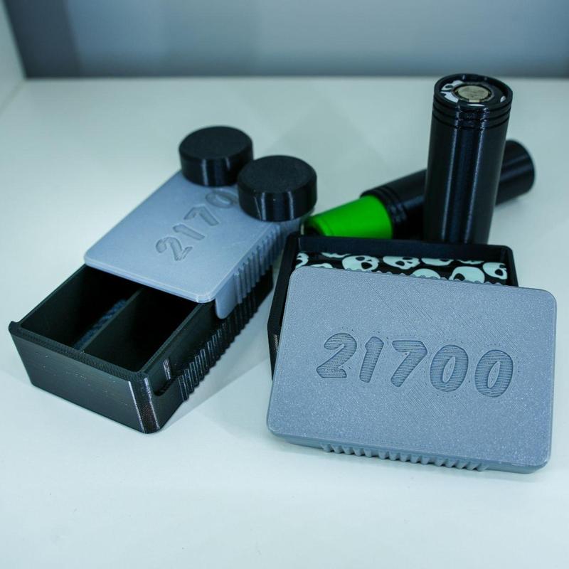 Dual 21700 Box