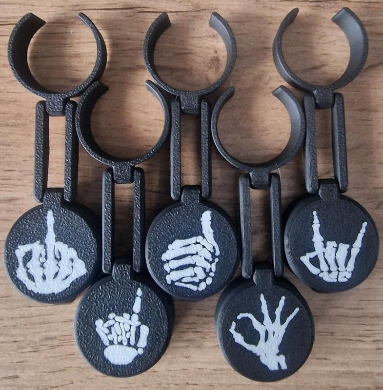 SKULL HANDS BOTTLE CAPS Bier Beer Deckel