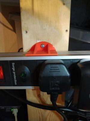 Wall bracket for Silvercrest / Lidl aluminium extension lead