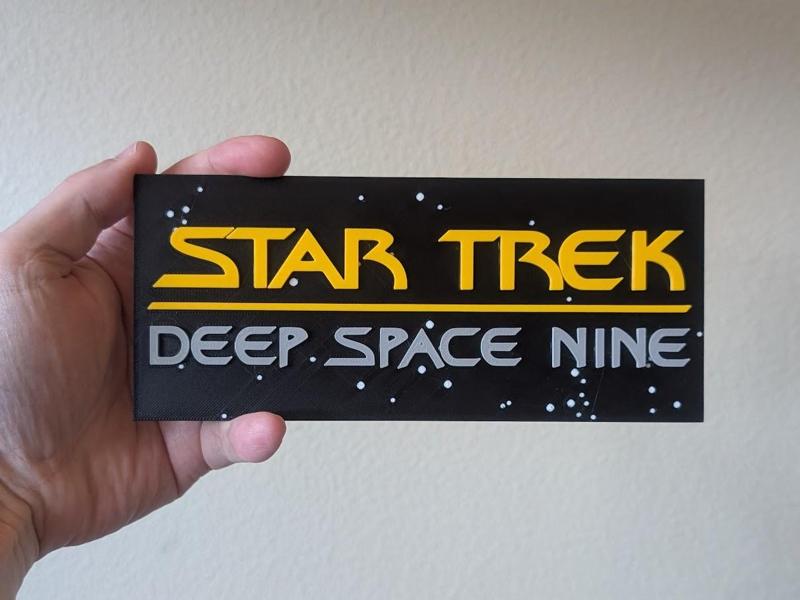 Star Trek Deep Space Nine Logo with Frame and Stand