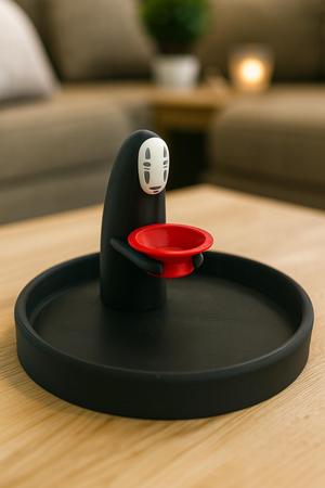 No-Face Tray, Kaonashi Tray