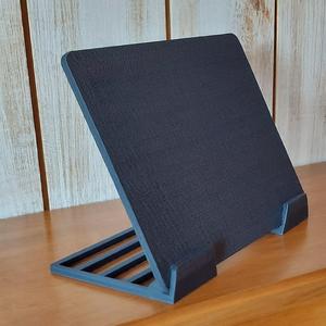 3D model of an ergonomic stand for a tablet