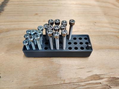 Gridfinity - M6 and 1/4" bolt holder