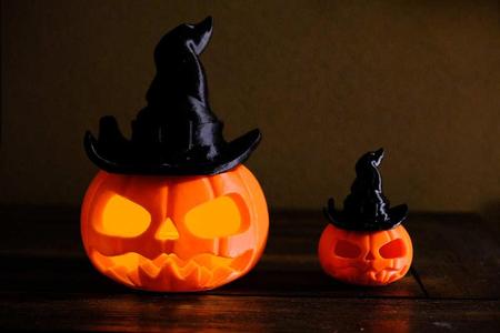 Makie's Pumpkin with Tea Light 