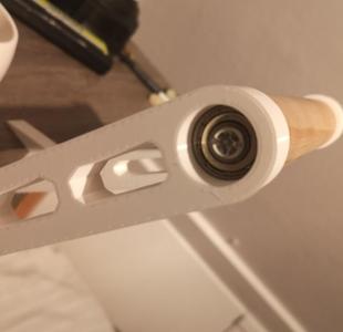 Filament holder