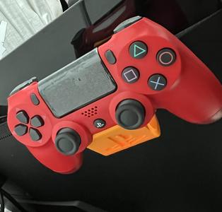 PS4 controller holder for curve monitors