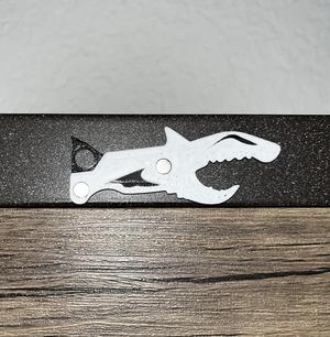 Bottle opener shark