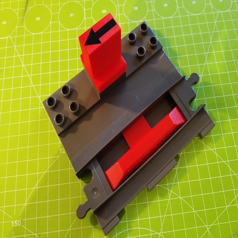 Duplo Track Switching