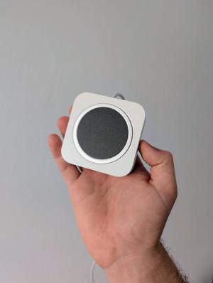 Minimal MagSafe Desk Charger | Freestanding & Clamp-Mount Versions