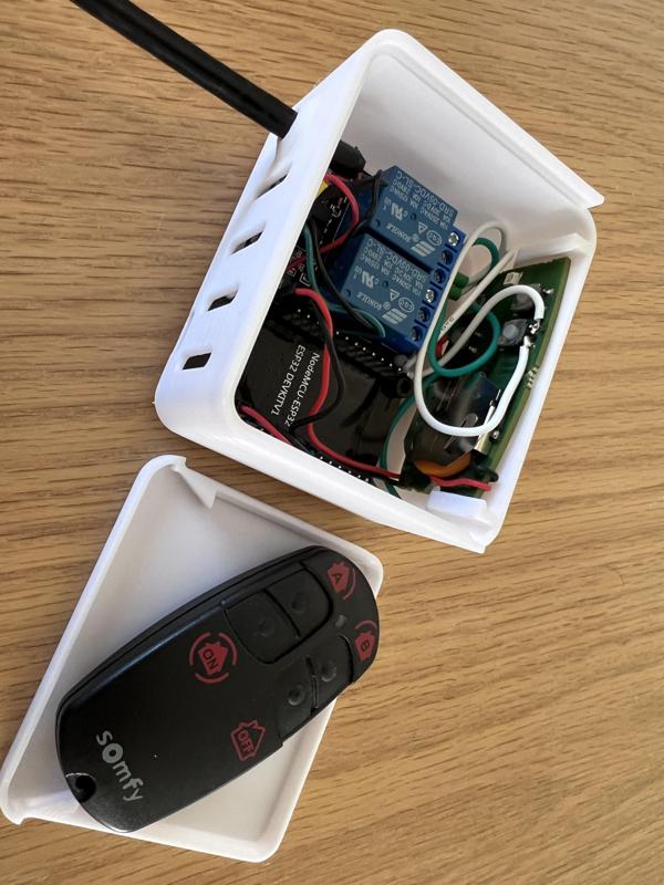 Somfy Alarm Protexiom controller hack enclosure (Home Assistant)