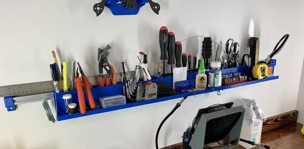 2020 Extrusion Tool Rack - Remixed from Desk edge tool holders/organizer