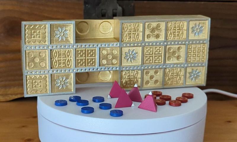 Complete assemblable Royal Game of Ur box with pieces