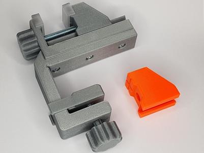 Minature vice upgrade: moving block with tighter fit