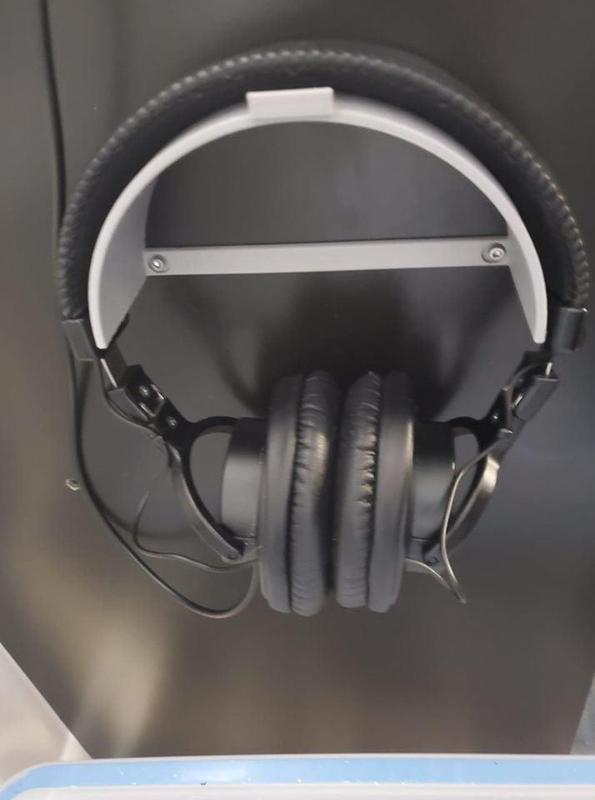 Mountable Headphone Stand