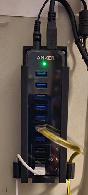 Anker 10-Port Hub mounting bracket