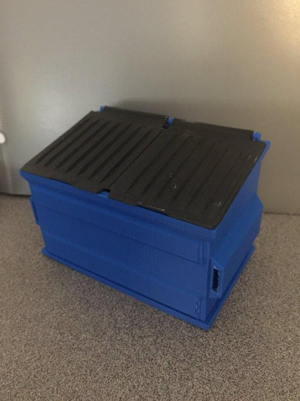 Small Dumpster for Desktop or Diorama
