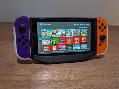 Compact Switch Dock - Narrow for Skull&Co. NeoGrip
