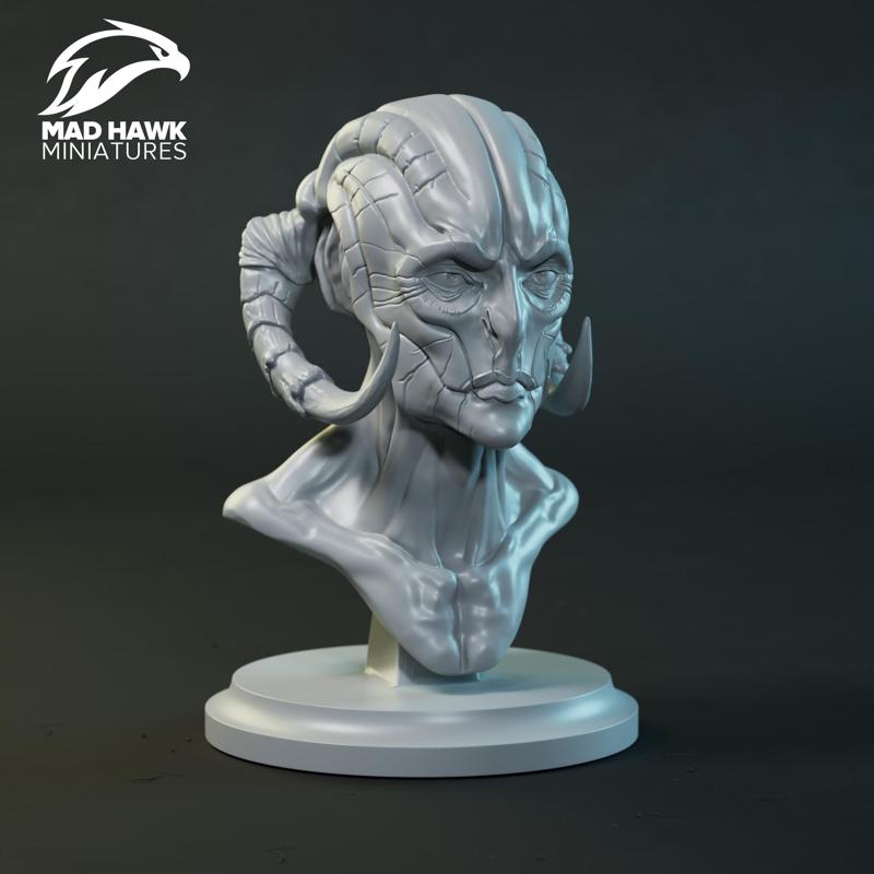 Alien Bust