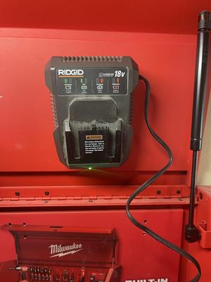 Ridgid Battery Charger Magnetic Mount 18V