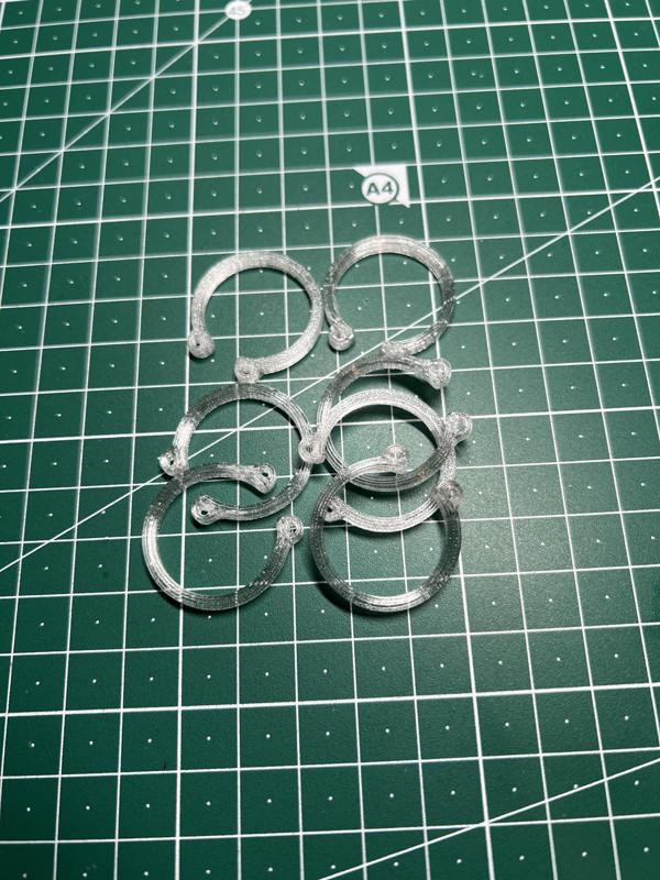 Parametric snap ring