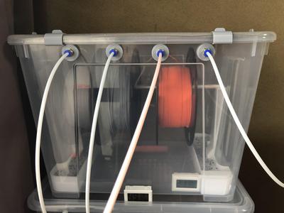 Silicagel box with pipe holder for IKEA SAMLA 22 liter to make the filament dry box