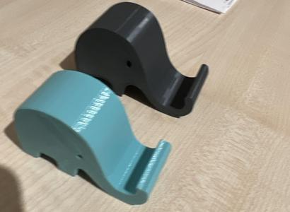 Elephant iPhone stand