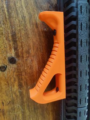 MLOCK Angled Fore Grip AFG