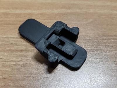 No screw kickstand base for DeckMate