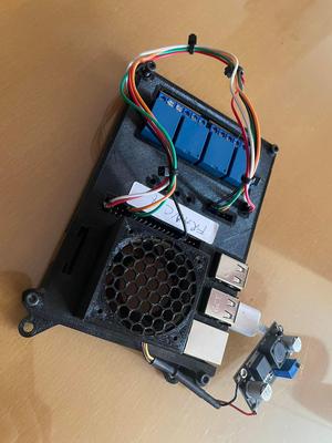 raspberry pi 3b /+ with relay case