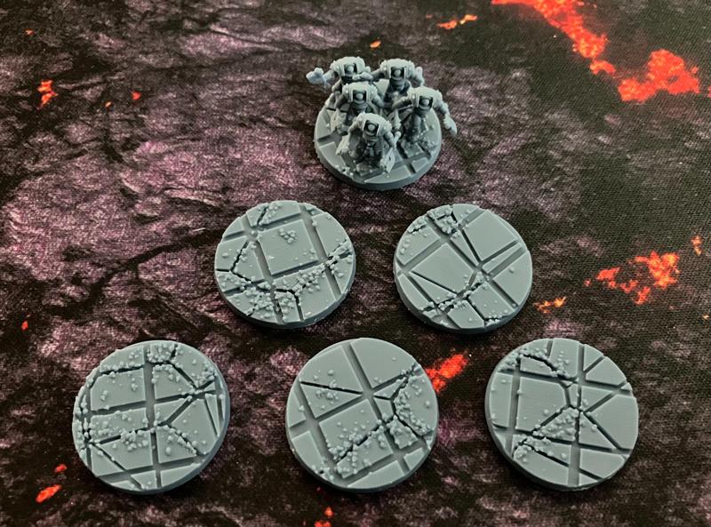25mm Flat bases