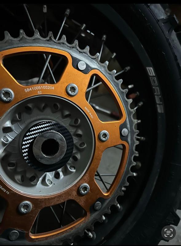 Ktm/husqvarna TBI wheel bearing protectors