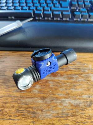 Armytek Wizard C2 Wahoo / Garmin Quarter twist mount