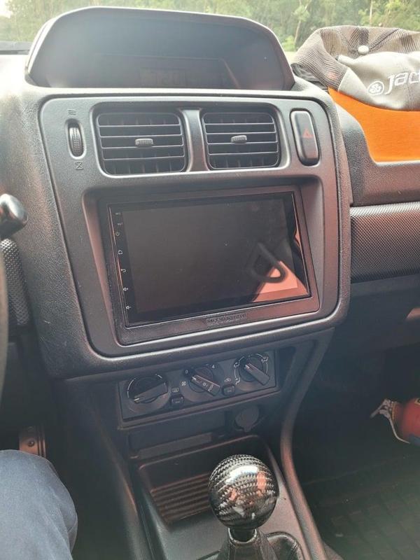 Mitsubishi Pajero TR4 Double Din multimedia/navigation frame
