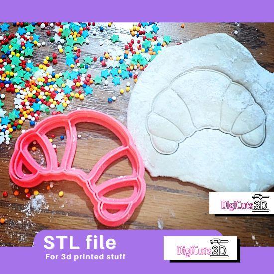 Croissant cookie cutter from Paris