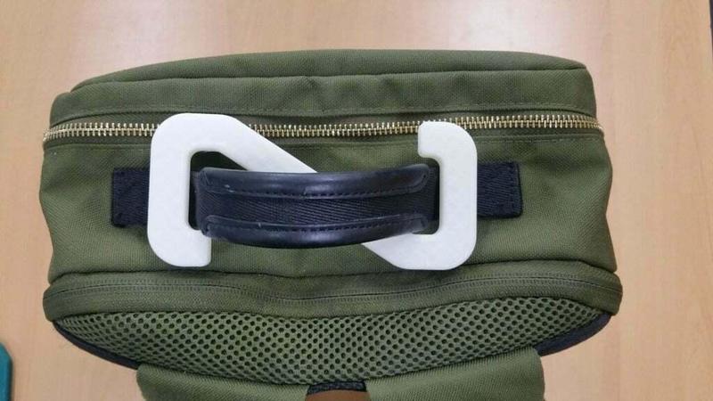 maakmake] sHANGER_Backpack desk hanger