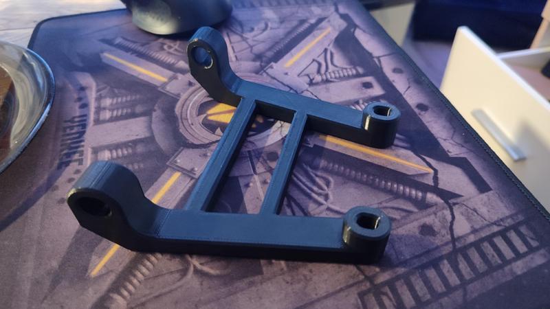 výztuha hrazdy tenere 700 2019-