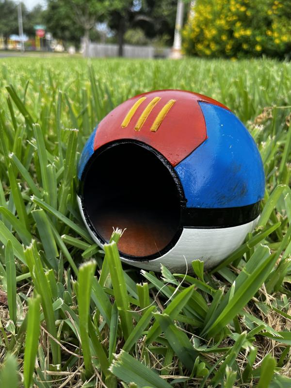 Pokeball / Lureball Pet/Aquarium Hide