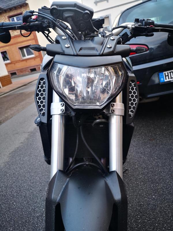 MT09 RN29 Air Intake Honeycomb Grille