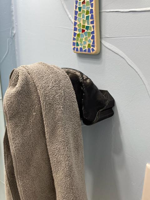 Dog head hand towel holder