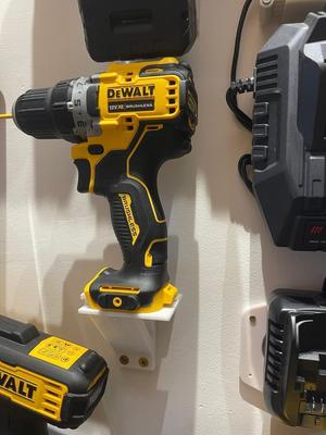 Dewalt 12v tool holder