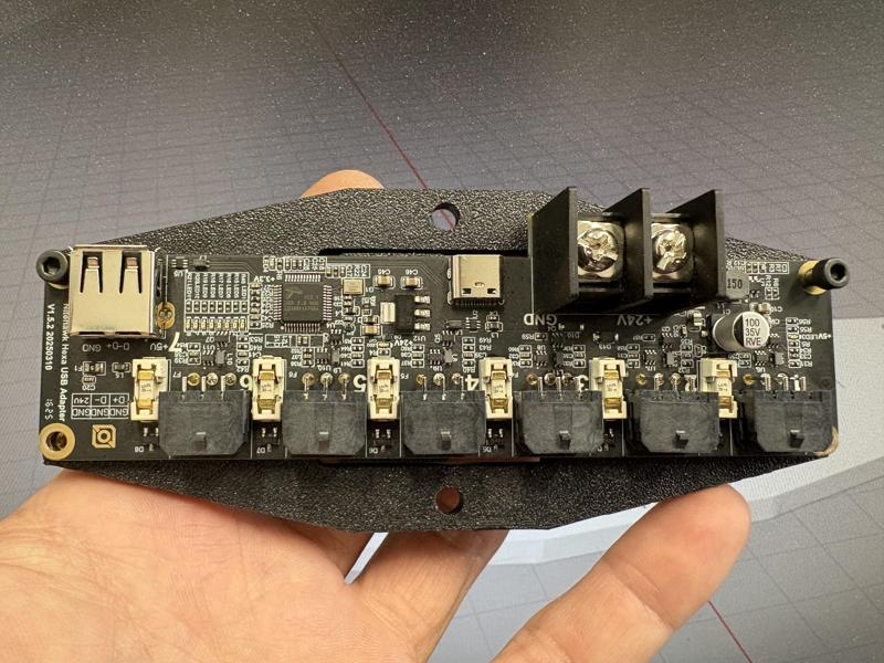 LDO Nitehawk Hexa USB Adapter DIN rail mount