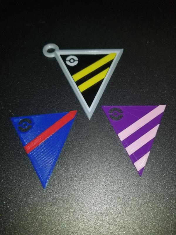 Pokemon Go Battle League Badges (keychain)