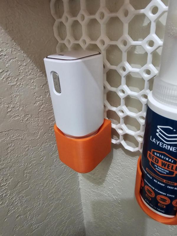 Multiboard Vacuum Pump Holder