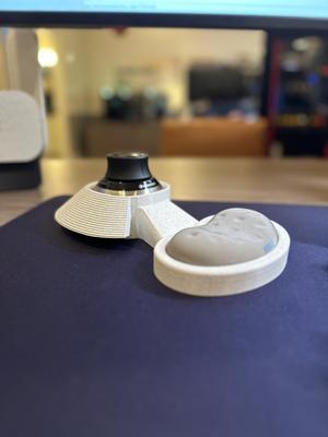 Space Mouse Wireless Holder/Wrist Rest - Improved