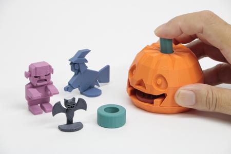 Sticking Tongue Pumpkin Head