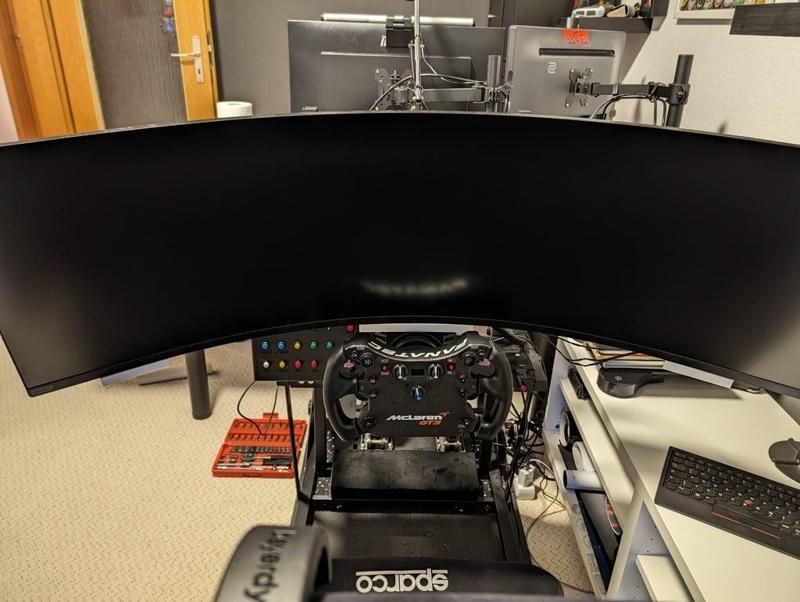 SIM REV LED und ABS Anzeige curved