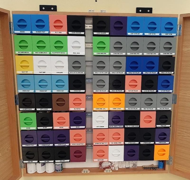 DIN tray for THT and SMT components